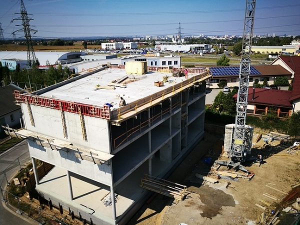 152 AB V&iacute;deňsk&aacute;