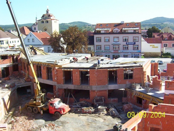 080 POLYGONIS Beroun